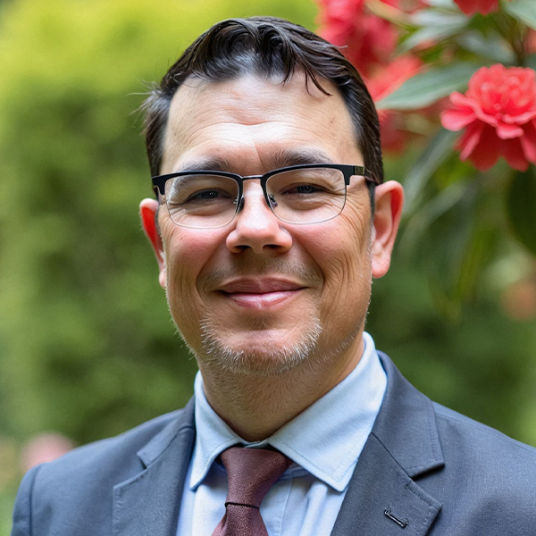 Carlos Escalante